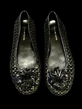 BCBGMaxAzria Black Woven Leather Textured Floral Applique Slip On Flats